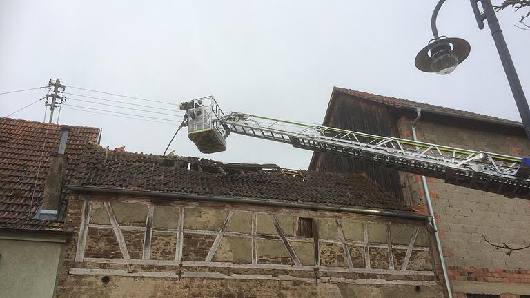 Die Feuerwehr war am Mittwochmorgen in Wiesenfeld im Dauereinsatz.