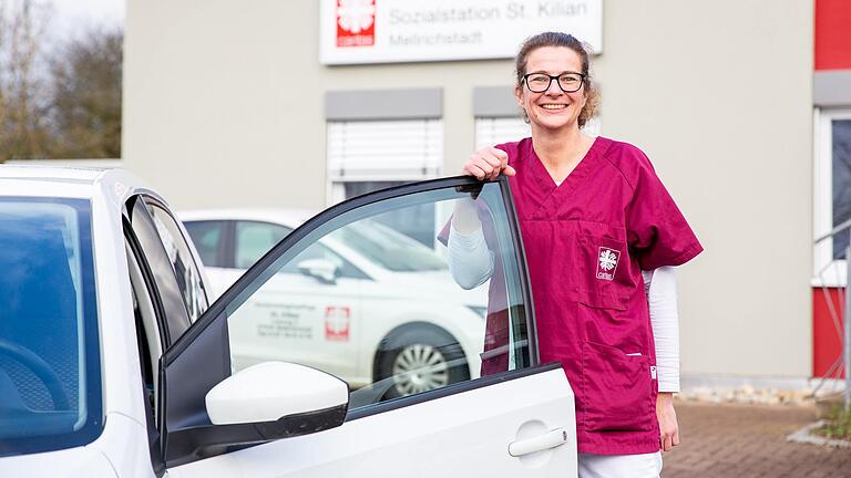 Seit 20 Jahren arbeitet Altenpflegerin Bettina Kessler bei der Caritas-Sozialstation St. Kilian in Mellrichstadt. Seit 20 Jahren arbeitet Altenpflegerin Bettina Kessler bei der Caritas-Sozialstation St. Kilian in Mellrichstadt.