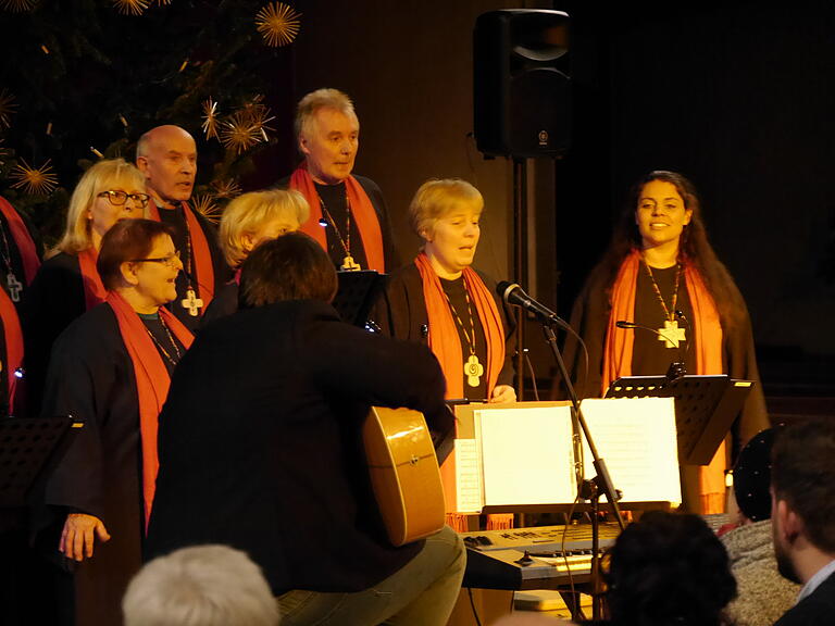 'Voice of Glory' steuerte klassische Spirituals bei. 'Voice of Glory' steuerte klassische Spirituals bei.