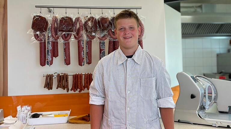 Thomas Meyer, 17, aus Marktsteft, ist Metzger-Azubi im ersten Lehrjahr. Seine Ausbildung absolviert er bei der Metzgerei Deininger in Marktsteft.&nbsp;