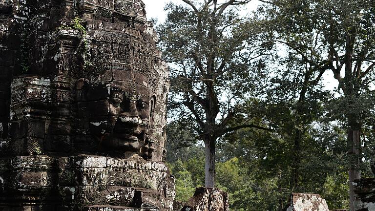 Tempel Bayon in Kambodscha       -  Der Tempel Bayon ist wegen seiner 200 in Stein gemeißelten lächelnden Gesichter weltberühmt. (Archivbild)