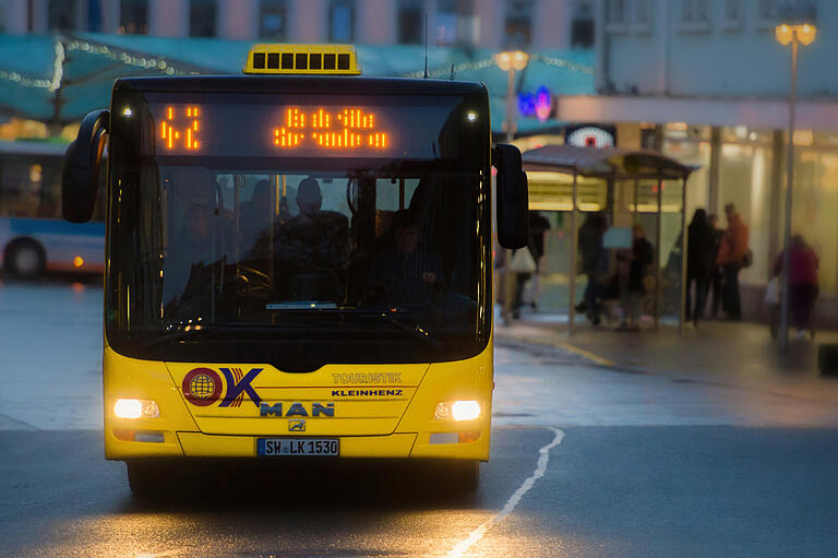 Ab 1. Juni wird nicht nur das Busfahren in Stadt und Landkreis billiger. Das 9-Euro-Ticket gilt für den gesamten öffentlichen Nahverkehr in Deutschland. Ab 1. Juni wird nicht nur das Busfahren in Stadt und Landkreis billiger. Das 9-Euro-Ticket gilt für den gesamten öffentlichen Nahverkehr in Deutschland.