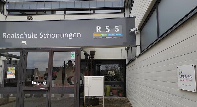 Die nächste Großbaustelle für den Landkreis Schweinfurt wird der Neubau der Realschule Schonungen sein. Die nächste Großbaustelle für den Landkreis Schweinfurt wird der Neubau der Realschule Schonungen sein.