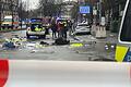 Auto in München in Menschengruppe gefahren       -  Am Vormittag war ein Afghane mit seinem Auto in einen Demonstrationszug gefahren und hatte so mindestens 28 Menschen verletzt.