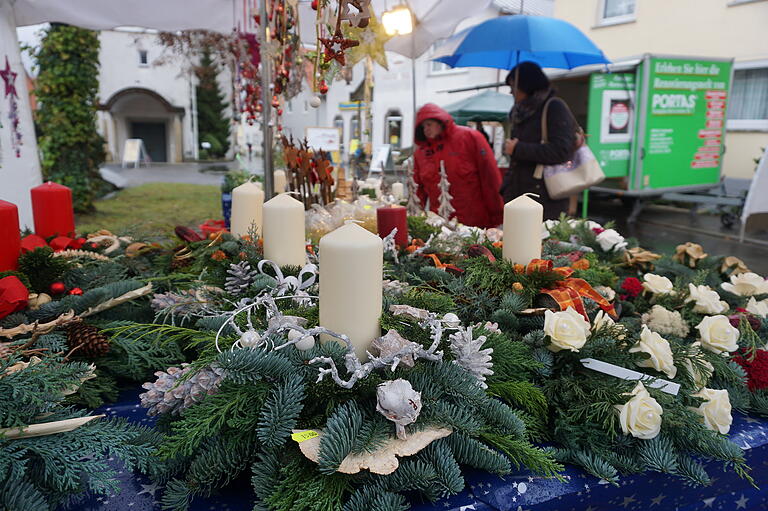 Der Advents- und Weihnachtsmarkt Langenleiten findet am am 24. und 25. November statt. Die Besucher erwarten eine Vielzahl an adventlichen und weihnachtlichen Geschenkideen und ein kulturelles Rahmenprogramm. Der Advents- und Weihnachtsmarkt Langenleiten findet am am 24. und 25. November statt. Die Besucher erwarten eine Vielzahl an adventlichen und weihnachtlichen Geschenkideen und ein kulturelles Rahmenprogramm.