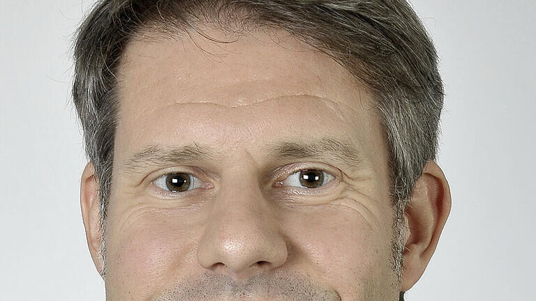 Dr. phil. Alexander Pyrges Dr. phil. Alexander Pyrges