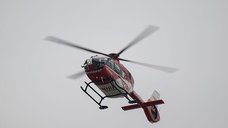 Luftrettung       -  Auch ein Rettungshubschrauber war im Einsatz. (Symbolbild)