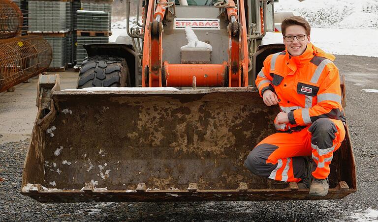 Wohin trägt ihn der Beruf noch? Florian Vetter steht demnächst vor dem Abschluss seines dualen Studiums zum Bauingenieur. Wohin trägt ihn der Beruf noch? Florian Vetter steht demnächst vor dem Abschluss seines dualen Studiums zum Bauingenieur.
