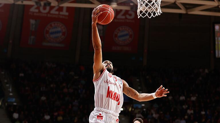 &nbsp;Otis Livingston II (Würzburg Baskets) beim Spiel gegen Bayern München.