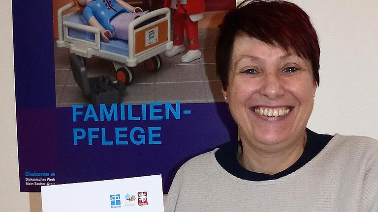 Familienpflegerin Alexandra Deißler freut sich über ihre Zusatzqualifikation als HOT-Trainerin. Familienpflegerin Alexandra Deißler freut sich über ihre Zusatzqualifikation als HOT-Trainerin.