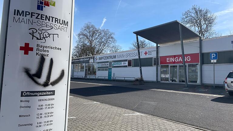 Das EP-Medienland in Karlstadt hat Ende 2021 geschlossen. Im darauffolgenden März ist dann das Impfzentrum Main-Spessart in die Räumlichkeiten gezogen.