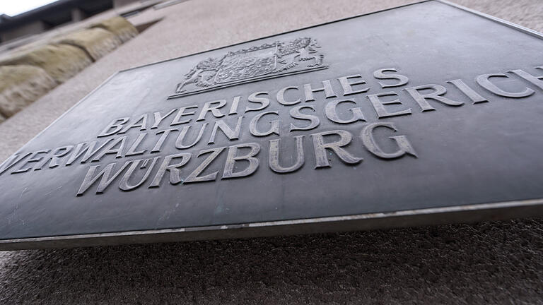 Bürgerentscheid: Klage gegen OB Remelé abgewiesen - Vor dem Verwaltungsgericht in Würzburg waren zwei Eilanträge bezüglich des Bürgerentscheids am 20. Januar in Schweinfurt anhängig: Einer der Bürgerinitiative pro Stadtwald, einer der Stadtverwaltung. Beide wurden abgewiesen, da die Eilbedürftigkeit nicht gegeben war. Bürgerentscheid: Klage gegen OB Remelé abgewiesen - Vor dem Verwaltungsgericht in Würzburg waren zwei Eilanträge bezüglich des Bürgerentscheids am 20. Januar in Schweinfurt anhängig: Einer der Bürgerinitiative pro Stadtwald, einer der Stadtverwaltung. Beide wurden abgewiesen, da die Eilbedürftigkeit nicht gegeben war.