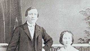 Julius Friedrich und Magdalena Krönlein, geborene Herrmann, haben vor 150 Jahren die Firma Krönlein gegründet.