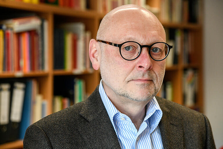 Der Weltanschauungsbeauftragte der Diözese Würzburg, Jürgen Lohmayer. Der Weltanschauungsbeauftragte der Diözese Würzburg, Jürgen Lohmayer.