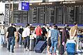 Passagiere       -  Beim Travel Safety Index 2023 wurden die 50 beliebtesten Reiseziele genauer unter die Lupe genommen.