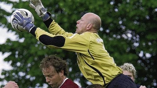 Im Derby packte er noch mal richtig zu: Werner Feder, Torwart des SV Rödelmaier, zeigte gegen den TSV Aubstadt eine gute Leistung. Morgen wird er im Spiel gegen den BSC Schweinheim seine offizielle Spielerkarriere beenden.