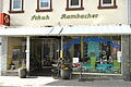 Das Schuhhaus Rambacher in Bad Königshofen von Gaby Neugebauer und Sabine Guck schließt Ende Juli seine Pforten.