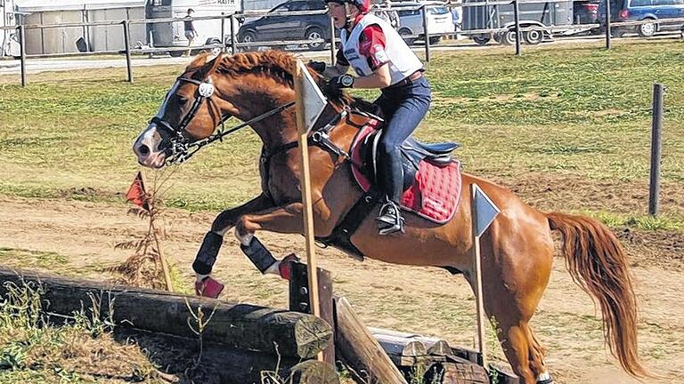 Großes Talent: Maria Meusert (Roveikh Hambach) kam auf Bellino in der Wertung zum bayerischen Junioren-Cup auf Platz sechs.