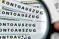 Bankkonto für Jedermann       -  Das Konto im Blick: Erstmals erhebt eine Bank in Deutschland eine monatliche Gebühr auf Tagesgeldeinlagen von Privatkunden.