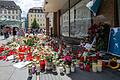 Der Trauer um die Opfer des Würzburger Messerstechers soll nun die juristische Aufarbeitung folgen.