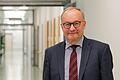 Prof. Hermann Einsele,&nbsp;Direktor der Medizinischen Klinik und Poliklinik II an der Uniklinik Würzburg, spürt zunehmend Frust und Unmut vieler Krebserkrankter, deren Behandlungen wegen Covid-19 verschoben werden müssen.