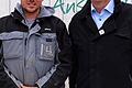 Einser-Absolvent Sebastian Blass (links) mit Geschäftsführer Ulrich Meyer der H & MGartengestaltung GmbH und Co. KG in Rimpar.