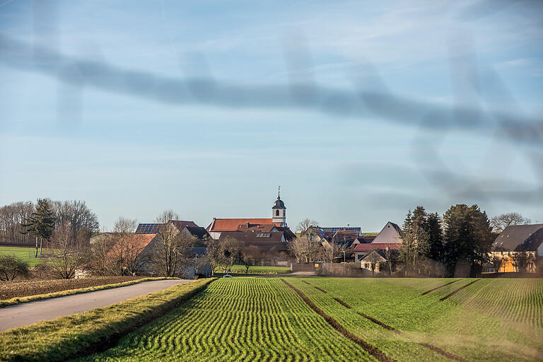 Blick auf Burgerroth. Blick auf Burgerroth.