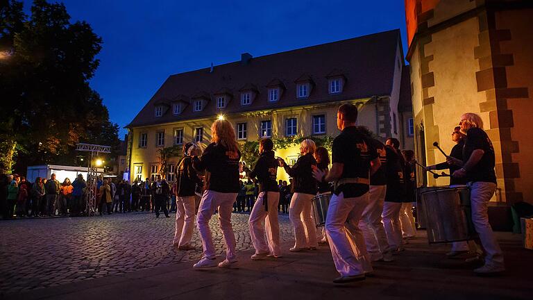 Die Band Ritmo Candela eröffnet am 30. September wieder die Nacht der Kultur am Martin-Luther-Platz in Schweinfurt.