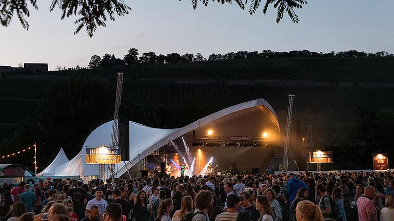 Wird es ein solches Bild (Foto von 2019) auch in diesem Jahr geben? Ob es heuer ein Umsonst & Draussen-Festival gibt, ist ungewiss. Wird es ein solches Bild (Foto von 2019) auch in diesem Jahr geben? Ob es heuer ein Umsonst & Draussen-Festival gibt, ist ungewiss. 