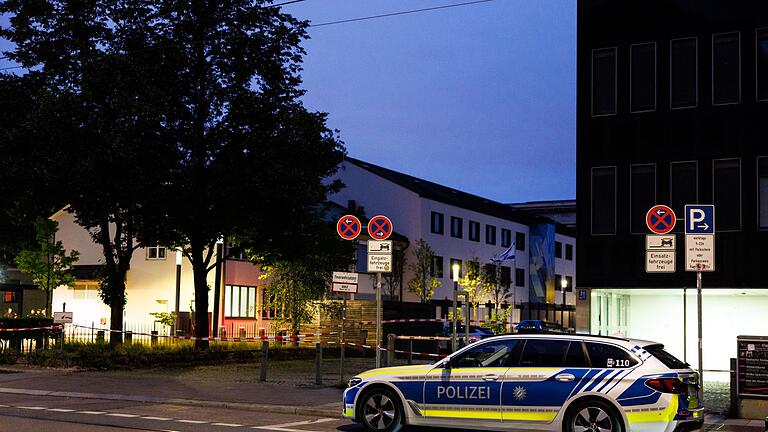 Nach Schüssen mit einem Toten in München       -  Ein 18-Jähriger hatte am Donnerstagmorgen das Feuer auf Polizisten eröffnet.