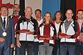 Geehrte Sportler (v. li.): Bürgermeister Friedel Heckenlauer, Joachim Albert, Norbert Krug, Johannes Hey, Corinna Bergmann, Iris Heid, Michael Weigand und Benedikt Krug.