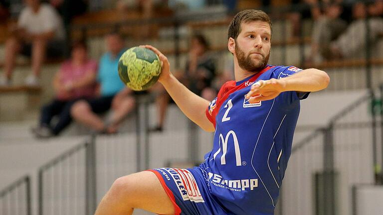 Julian Thomann, hier noch im Trikot des&nbsp; HBW Balingen Weilstetten II, gibt Ende August als neuer Trainer des Handball-Zweitligisten DJK Rimpar Wölfe sein Debüt im DHB-Pokalwettbewerb.&nbsp;