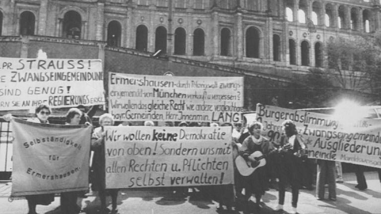 Auch vor dem Maximilianeum in München wurde der Protest der 'Rebellen' deutlich.