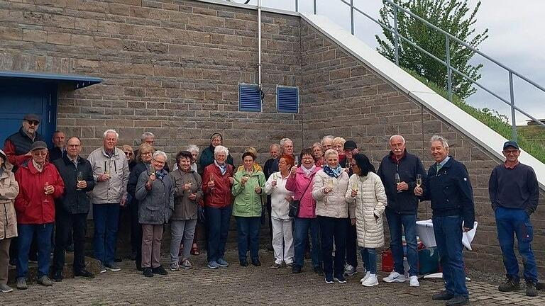 Die Seniorenunion der CSU im Landkreis Kitzingen besuchte den Wasserbeschaffungsverband Albertshofen.