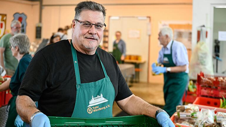 Jürgen Weigand sieht den enormen Bedarf, der in Würzburg an den Leistungen der Tafel herrscht. Jürgen Weigand sieht den enormen Bedarf, der in Würzburg an den Leistungen der Tafel herrscht.
