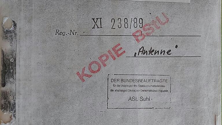Die 400 Seiten Stasiüberwachung hatten den Decknamen 'Antenne' Die 400 Seiten Stasiüberwachung hatten den Decknamen 'Antenne'