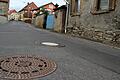 Im Kanalsystem von Sulzheim, wie hier in der Otto-Drescher-Straße, wurden erhebliche Schäden an den Abwasserrohren festgestellt. Die Gemeinde will das kostspielige Sanierungsprojekt demnächst anpacken.