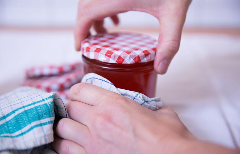 Selbstgemachte Marmelade darf im Geschenkkorb von Beate Hußlein nicht fehlen. Selbstgemachte Marmelade darf im Geschenkkorb von Beate Hußlein nicht fehlen.