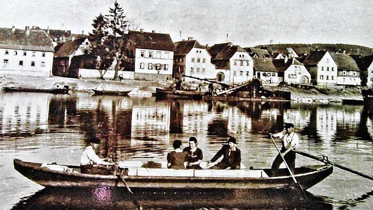 Fischer und Schiffer prägten seit jeher das Bild der Stadt: Lange verband neben der Alten Mainbrücke eine Personenfähre beide Mainufer in Marktheidenfeld.