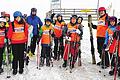 Spaß im Schnee: Dank neuer gesponserter Warnwesten hatten Sportfachbetreuer Matthias Baumbach (links) und Kursleiter Herbert Waibl immer einen hervorragenden Überblick über die Gruppe.