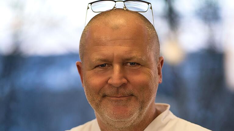 Dr. Jakub Jezek ist Arzt am Helios St. Elisabeth-Krankenhaus in Bad Kissingen . - Dr. Jakub Jezek ist Arzt am Helios St. Elisabeth-Krankenhaus in Bad Kissingen . Dr. Jakub Jezek ist Arzt am Helios St. Elisabeth-Krankenhaus in Bad Kissingen . - Dr. Jakub Jezek ist Arzt am Helios St. Elisabeth-Krankenhaus in Bad Kissingen .