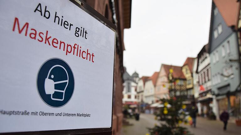 Auch in der Hauptstraße in Lohr gilt die Maskenpflicht. Auch in der Hauptstraße in Lohr gilt die Maskenpflicht.