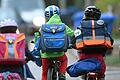 Sicher Rad fahren will gelernt sein. Darum wird an den bayerischen Grundschulen der Fahrunterricht ab diesem Schuljahr intensiviert. In der 2. und 3. Klasse soll die Vorbereitung auf die Fahrprüfung in der 4. Klasse noch gründlicher sein.
