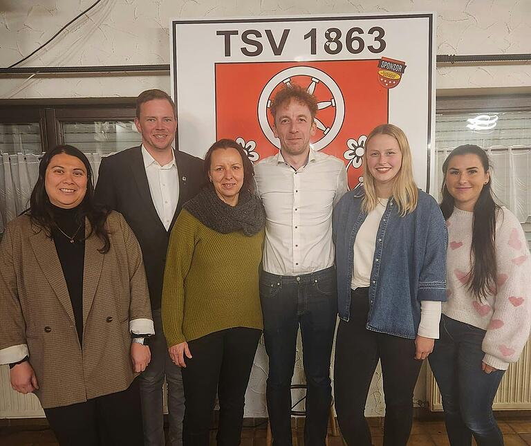 Der neue Vorstand 2024 (von links): Christine Baumeister, Alexander Geuking, Anja Stein, Niklas Baudach, Clara Zwerger und Nicole Blankenstein Der neue Vorstand 2024 (von links): Christine Baumeister, Alexander Geuking, Anja Stein, Niklas Baudach, Clara Zwerger und Nicole Blankenstein 