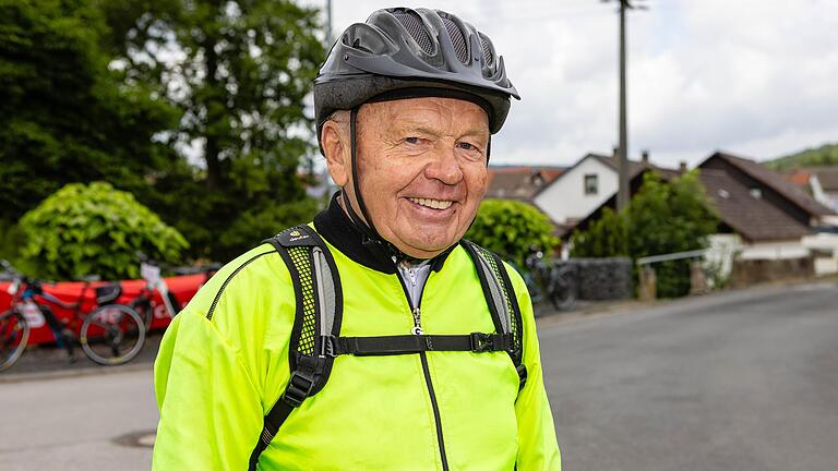 Für den 84jährigen Heinz Brand ist die Teilnahme am Rhöner Kuppenritt Ehrensache