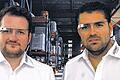Innovation auf der Nase: Christopher Bouveret (links) und Reza Etemadian entwickeln Software für Datenbrillen.