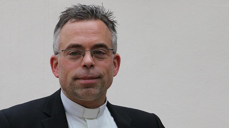 Pfarrer Alexander Eckert aus Esselbach. Pfarrer Alexander Eckert aus Esselbach.