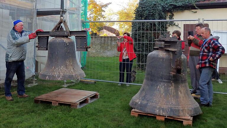 Das Projekt 'Glockenweg' sieht vor, die Glocken der St.-Aegidius-Kirche, die 2019&nbsp;außer Dienst gestellt wurden, an verschiedenen Plätzen Gernachs aufzustellen.