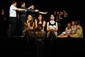 Mädchen und ihre geheimen Rituale       -  (rtg)   Im November 2011 fand im Bockshorn ein &bdquo;Schülerwettreden&ldquo; mit Urban Priol statt. Damals nahm die Idee Gestalt an, auch eine Oberstufentheatergruppe auf die Bretter des Bockshorn zu lassen. Im Juli 2012 führten Schüler des Deutschhaus-Gymnasiums das Stück &bdquo;Die Befristeten&ldquo; nach Elias Canetti auf. In diesem Jahr ist die Gruppe mit dem Stück &bdquo;Hexenjagd&ldquo; nach Arthur Miller zu Gast. Spieltermine sind Montag, 29. April, und Dienstag, 30. April, jeweils um 20 Uhr. Die Inszenierung der Theatergruppe des Deutschhaus-Gymnasiums porträtiert  eine Stadt, die durch die Lügen einer kleinen Gruppe von Mädchen in Panik versetzt wird. Die Mädchen werden eines nachts bei geheimen Ritualen erwischt. Um daraufhin den Vorwurf der Hexerei von sich zu weisen, beginnen sie andere Stadtbewohner wahllos der Hexerei zu bezichtigen, die daraufhin verurteilt werden.