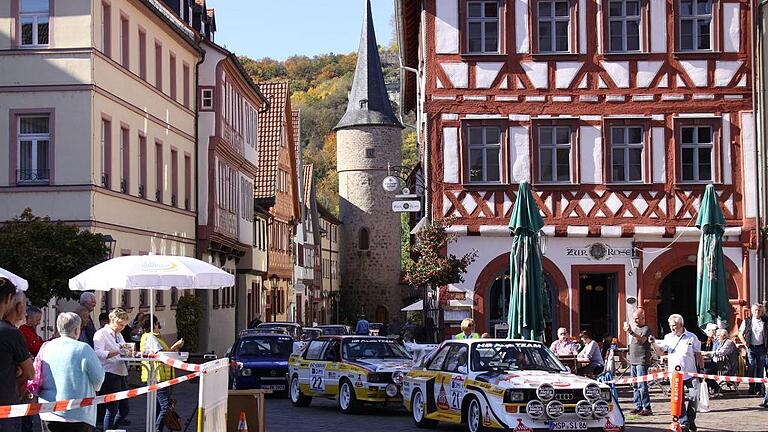 Fast 60 Teilnehmer stellten sich bei der 12. Histo Day+Night Challenge der Herausforderung, eine Oldtimer-Rallye mit und ohne Tageslicht zu fahren.